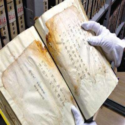 解讀丨紙質(zhì)歸檔文件裝訂前需要做什么？修整